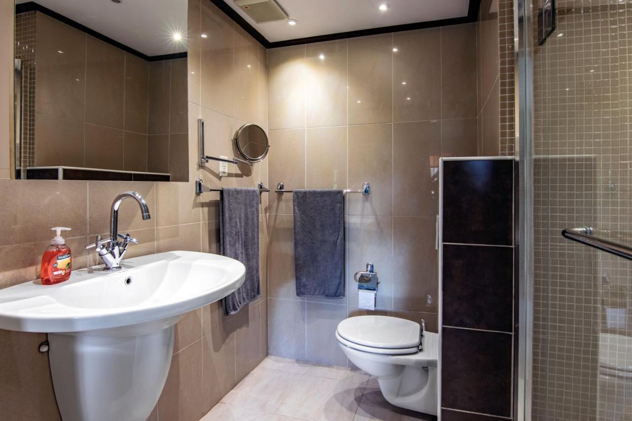 Modern Appartement Op Resort Seru-Coral 4 Pers 2 Slpk Met Een Groot Zwembad Willemstad Ngoại thất bức ảnh