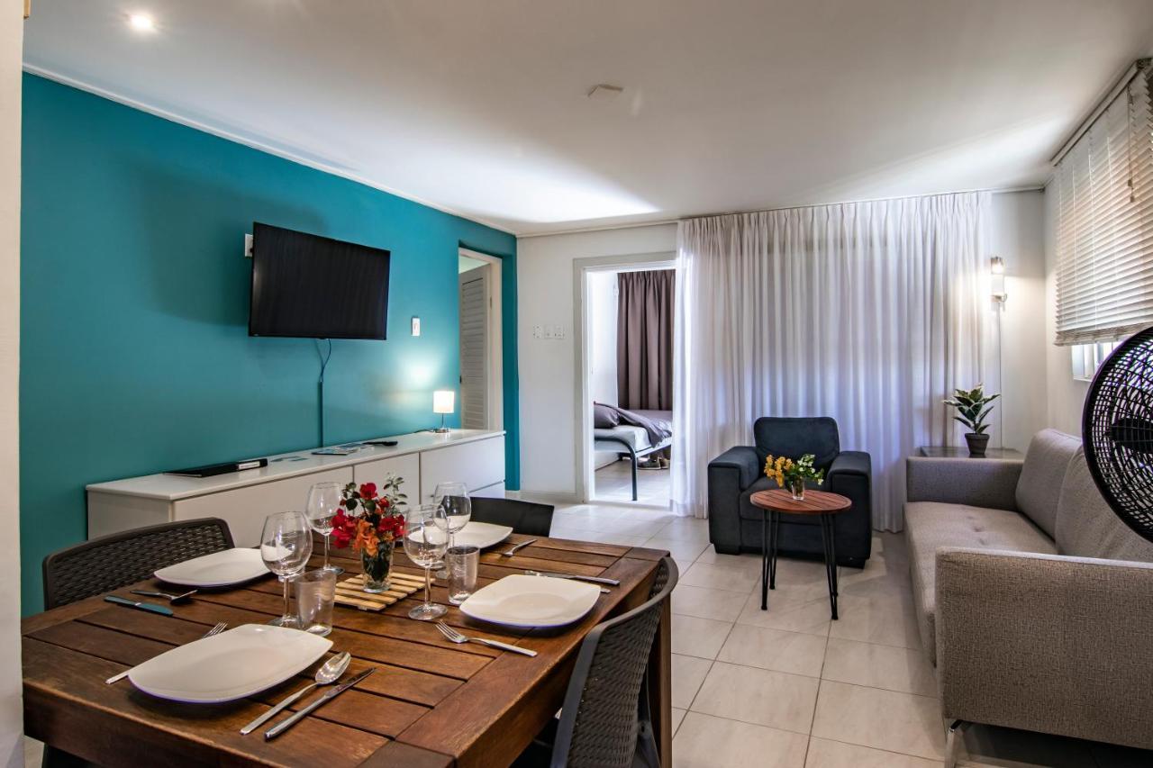 Modern Appartement Op Resort Seru-Coral 4 Pers 2 Slpk Met Een Groot Zwembad Willemstad Ngoại thất bức ảnh